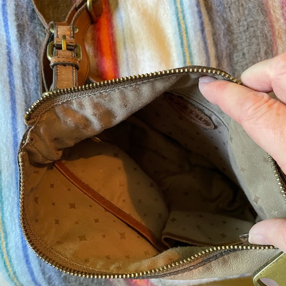 Fossil purse for sale! - Picture 3 of 4